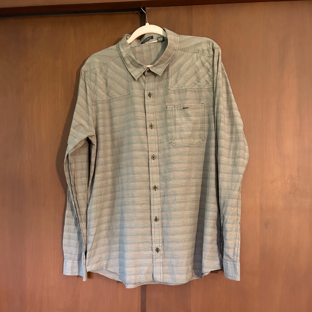 Men's Toad&Co long sleeve shirt